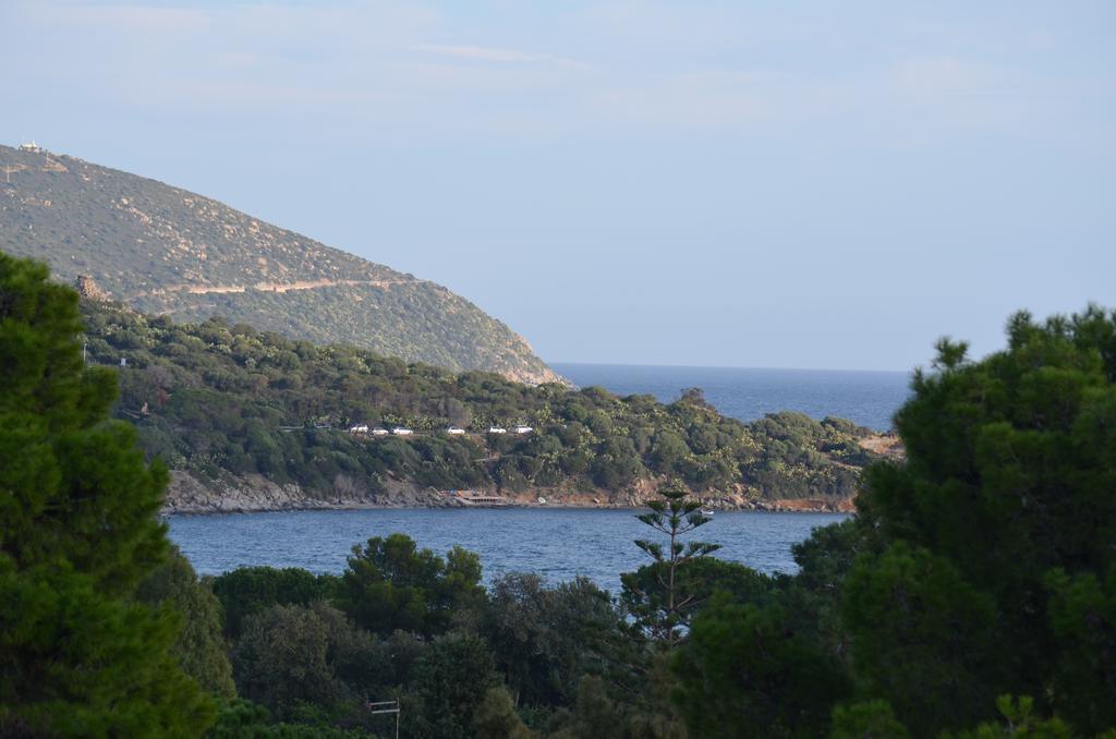 Terrazza Sul Golfo Degli Angeli Holiday home *