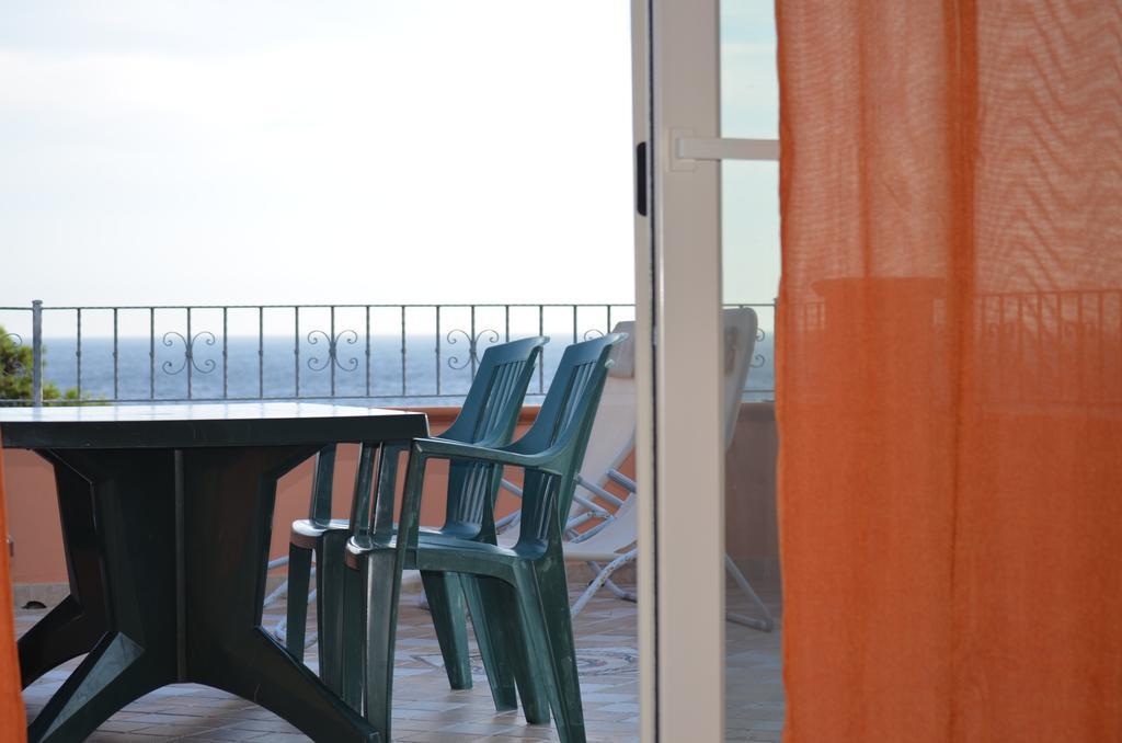 Terrazza Sul Golfo Degli Angeli Holiday home Capitana